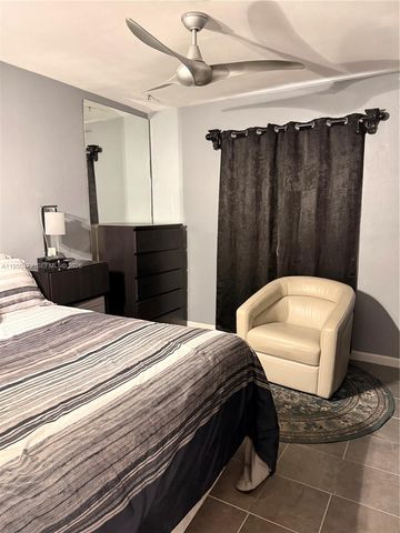 309 NW 15th St, Homestead, FL 33030