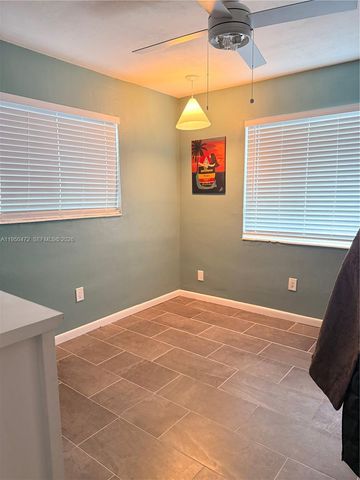 309 NW 15th St, Homestead, FL 33030