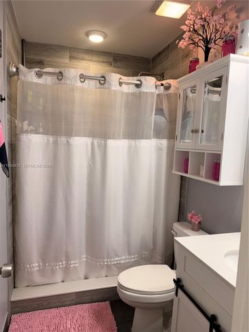 309 NW 15th St, Homestead, FL 33030