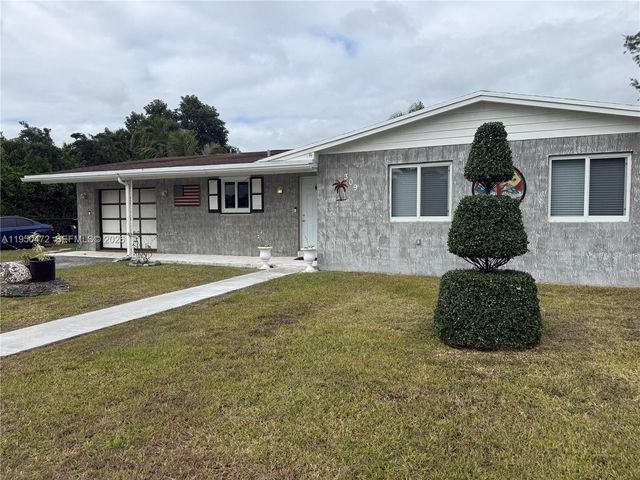 309 NW 15th St, Homestead, FL 33030