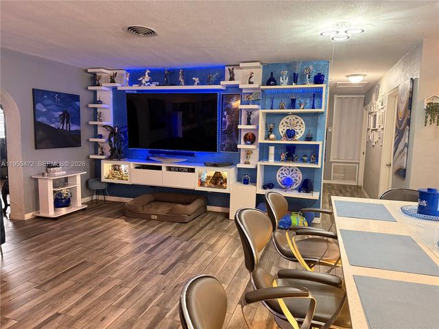 309 NW 15th St, Homestead, FL 33030