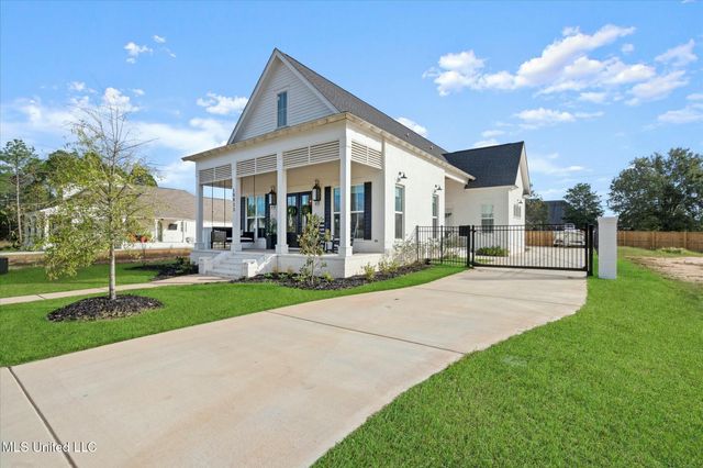 10833 Lily Lane, Gulfport, MS 39503