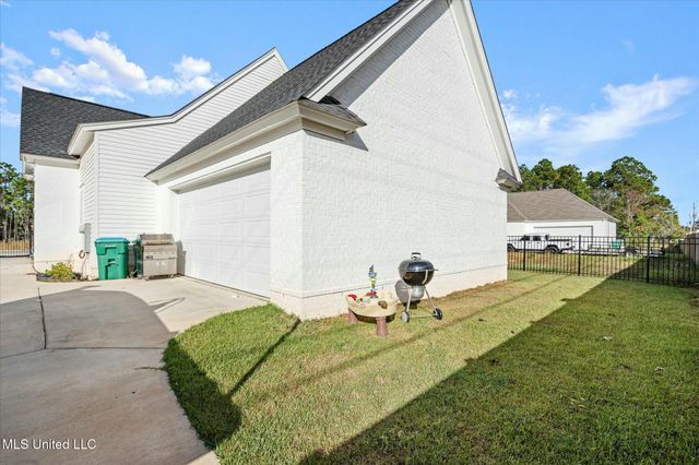 10833 Lily Lane, Gulfport, MS 39503