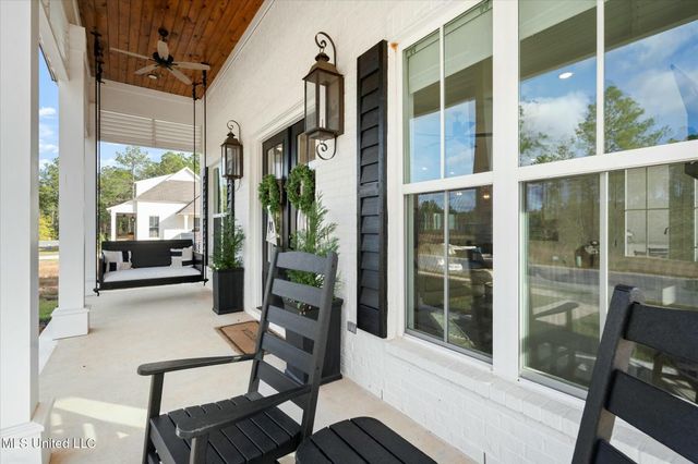 10833 Lily Lane, Gulfport, MS 39503