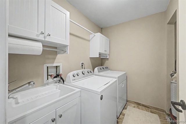 20872 E Glen Haven Circle 30, Northville, MI 48167