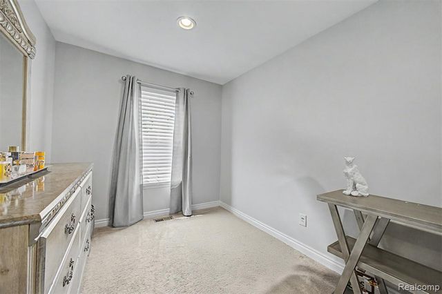 20872 E Glen Haven Circle 30, Northville, MI 48167