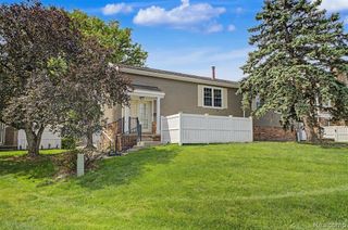 20872 E Glen Haven Circle 30, Northville, MI 48167