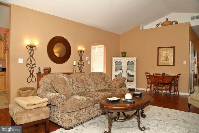 534 BLOSSOM TRL, Mount Joy, PA 17552
