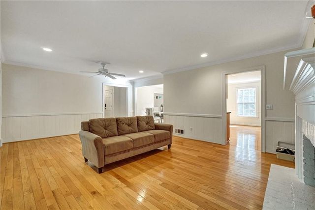 197 Carriage Trace, Marietta, GA 30068