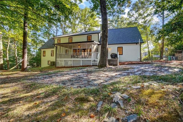 197 Carriage Trace, Marietta, GA 30068