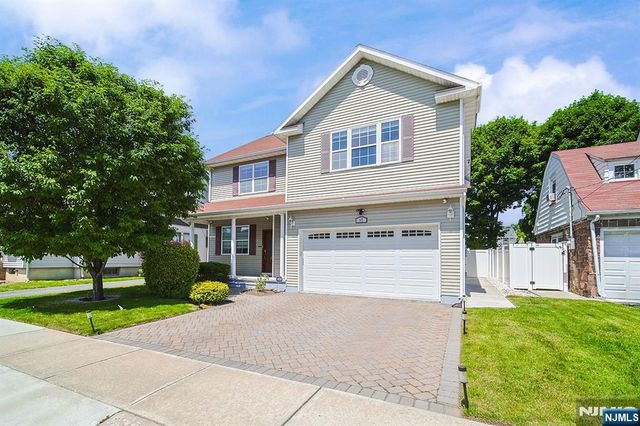 17 E Fairmount Avenue, Maywood, NJ 07607