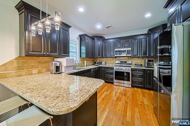 17 E Fairmount Avenue, Maywood, NJ 07607
