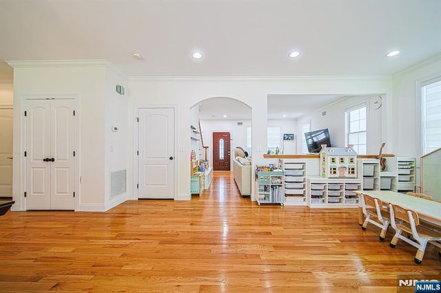 17 E Fairmount Avenue, Maywood, NJ 07607