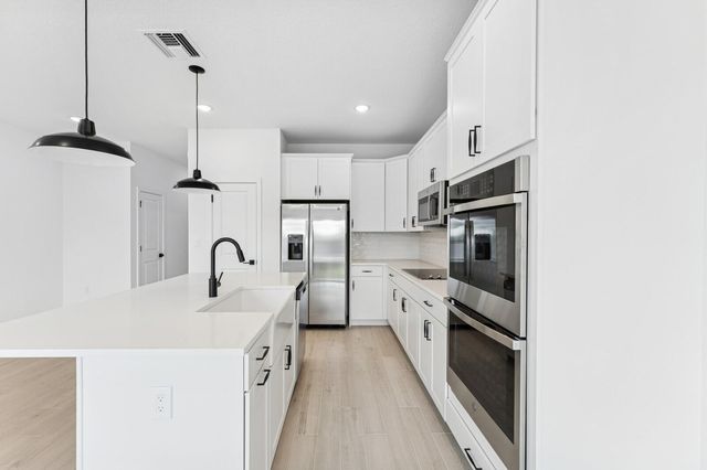 174 SE Birch Terrace 207, Stuart, FL 34997