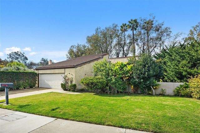 24771 Daphne E, Mission Viejo, CA 92691