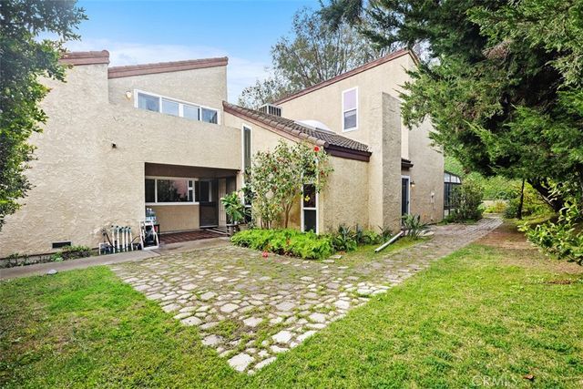 24771 Daphne E, Mission Viejo, CA 92691