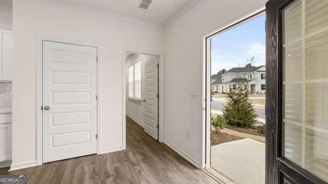 540 SILVER MOON Drive, Loganville, GA 30052