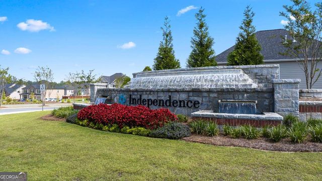 540 SILVER MOON Drive, Loganville, GA 30052