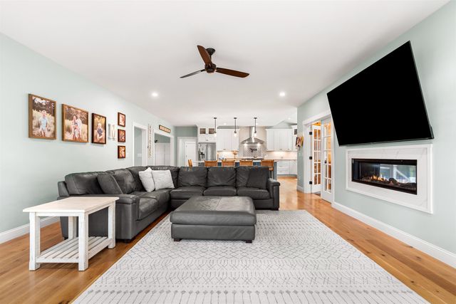 40 Province Road, Strafford, NH 03884