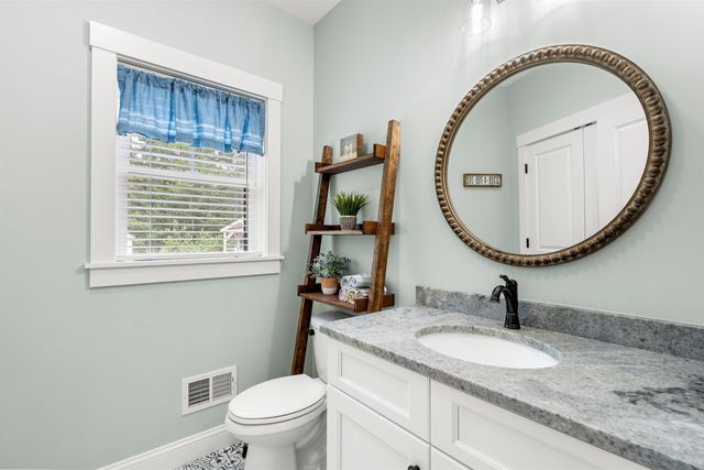 40 Province Road, Strafford, NH 03884