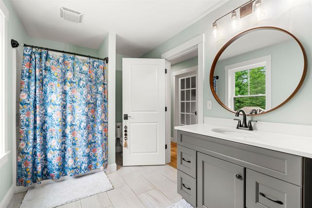 40 Province Road, Strafford, NH 03884