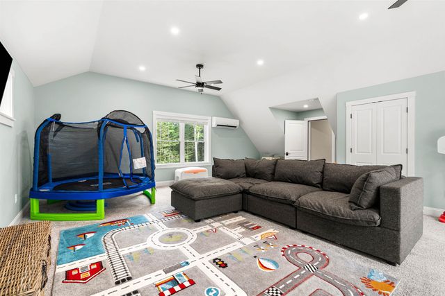 40 Province Road, Strafford, NH 03884