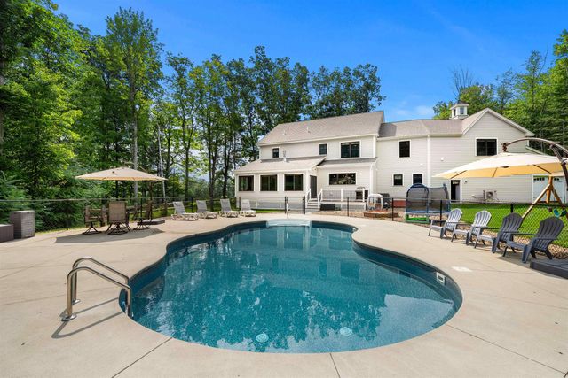 40 Province Road, Strafford, NH 03884