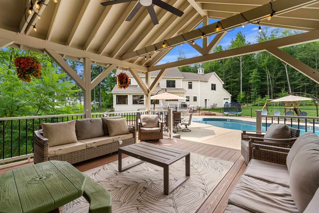 40 Province Road, Strafford, NH 03884