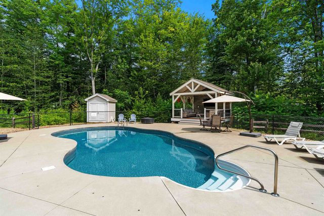 40 Province Road, Strafford, NH 03884