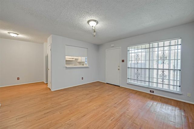 7714 Renwick Drive K113, Houston, TX 77081