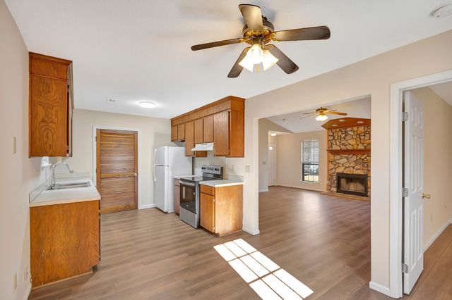 1005 Tj Lane, Summerville, SC 29483