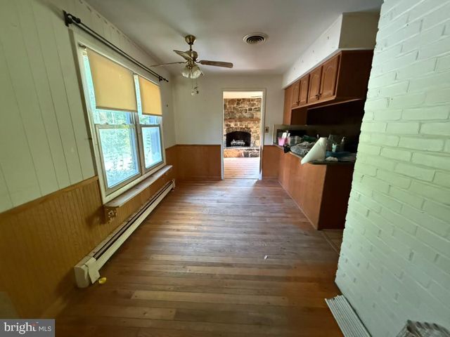 608 GOSLING MARSH RD, Martinsburg, WV 25404