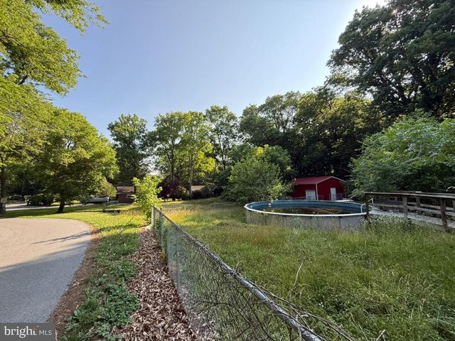 608 GOSLING MARSH RD, Martinsburg, WV 25404