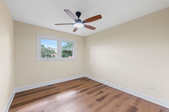 10403 Broadmoor Drive, Palos Hills, IL 60465