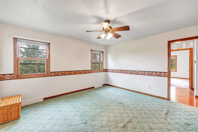 1072 TRABOH COURT, De Pere, WI 54115