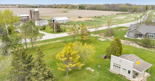 1072 TRABOH COURT, De Pere, WI 54115