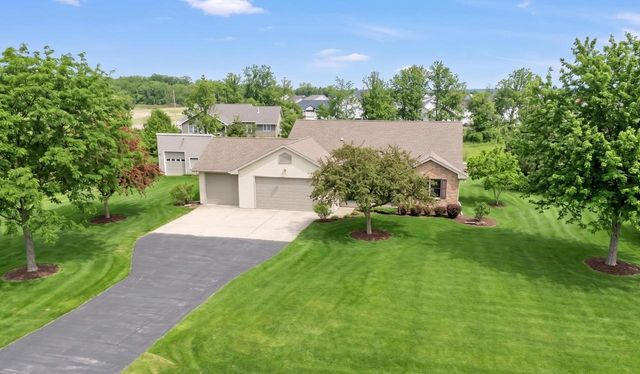 1072 TRABOH COURT, De Pere, WI 54115
