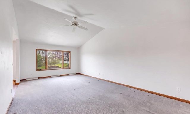1072 TRABOH COURT, De Pere, WI 54115