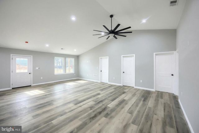 15898 MCDOWELL FARM LN, Stewartstown, PA 17363