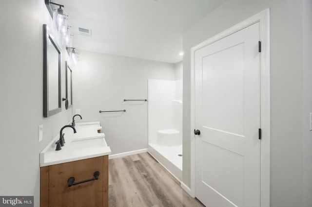 15898 MCDOWELL FARM LN, Stewartstown, PA 17363