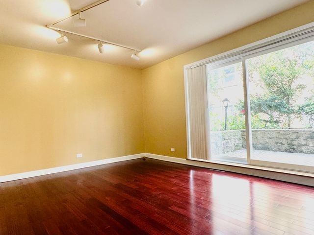 4035 N Keystone Avenue, Chicago, IL 60641