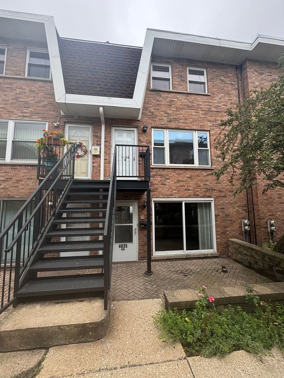 4035 N Keystone Avenue, Chicago, IL 60641