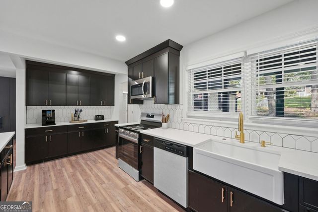 1868 Ft Valley Drive SW, Atlanta, GA 30311