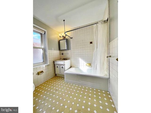 419 S HARRISON ST, Wilmington, DE 19805