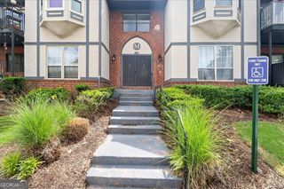 6851 Roswell Road M5, Sandy Springs, GA 30328