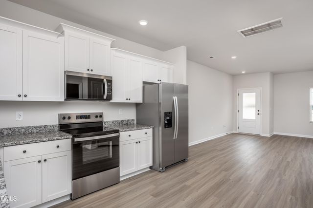 185 Seville Way, Clayton, NC 27520