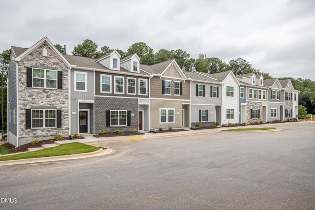 185 Seville Way, Clayton, NC 27520