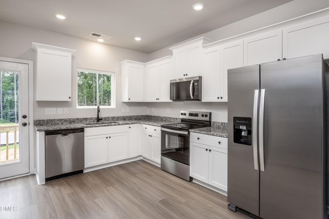 185 Seville Way, Clayton, NC 27520