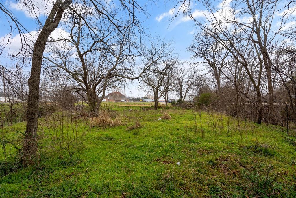1717 N Main Street, Cleburne, TX 76033 — photo 5