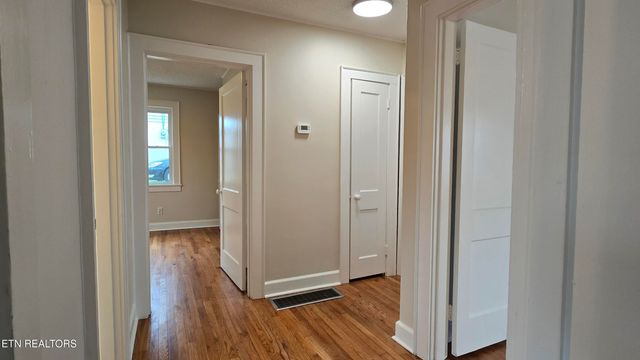 6108 Easton Rd, Knoxville, TN 37920